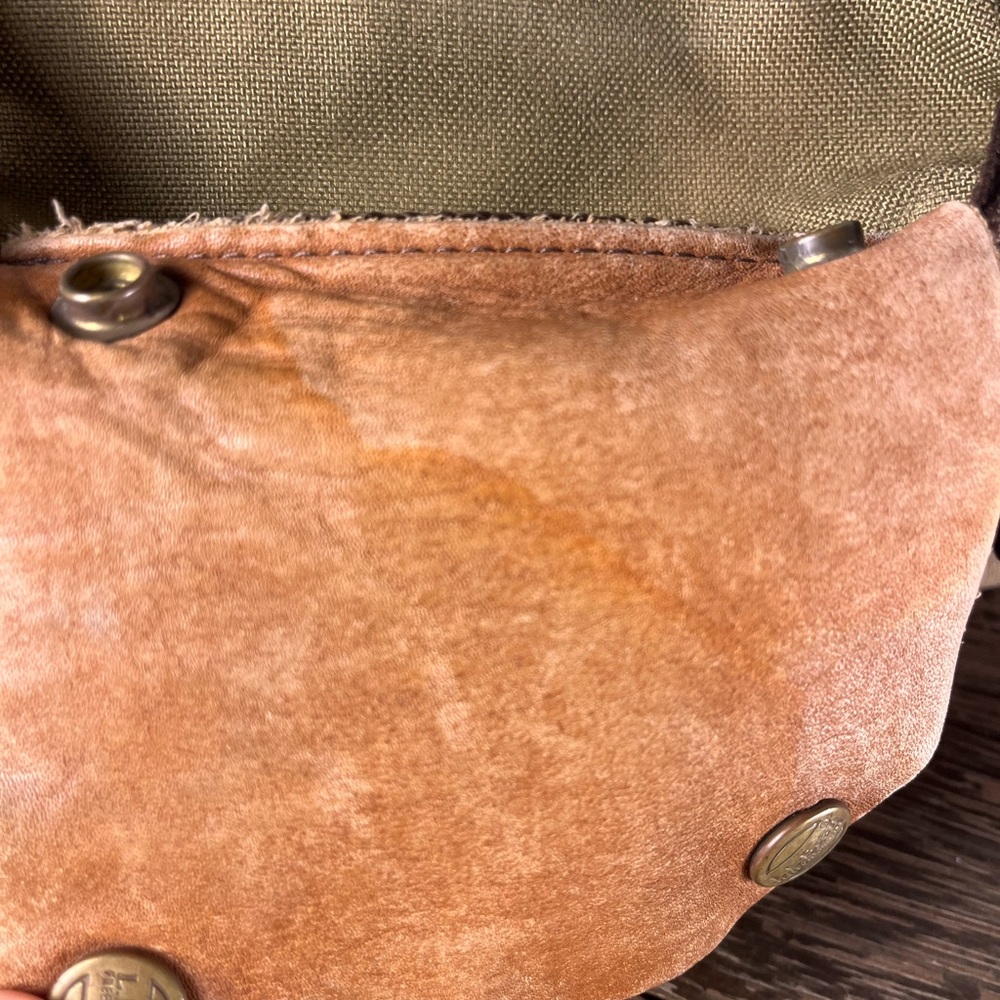 L.L. Bean vintage Men's Tan canvas leather  Duffel Bag medium size - Picture 10 of 16